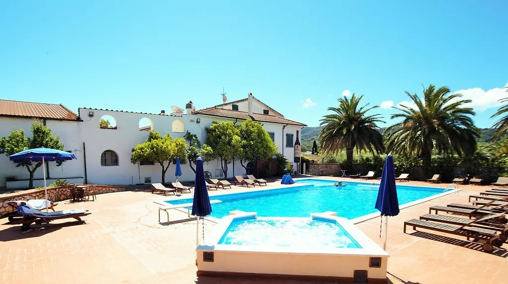 Azienda Agricola Sapereta Villa Porto Azzurro 0*,