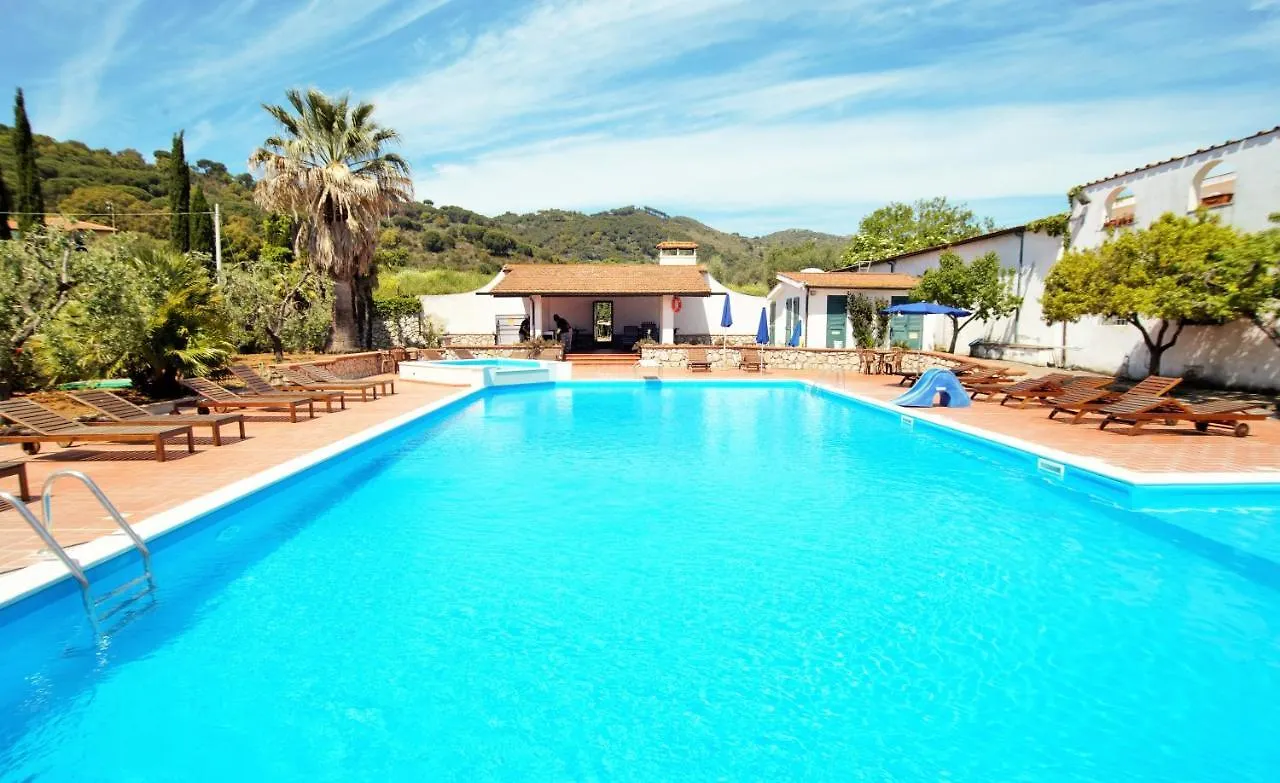 Azienda Agricola Sapereta Villa Porto Azzurro 0*,  Italy