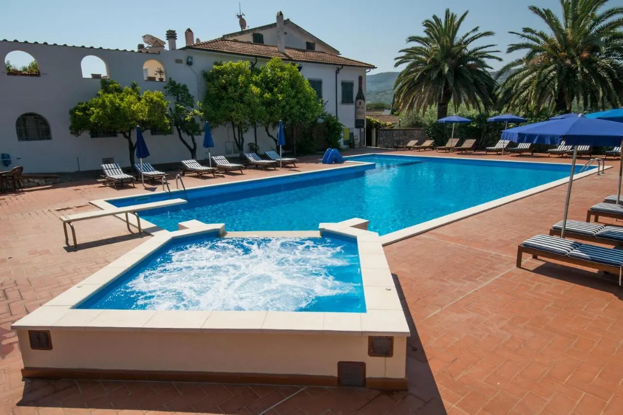 Villa Azienda Agricola Sapereta Porto Azzurro Italien